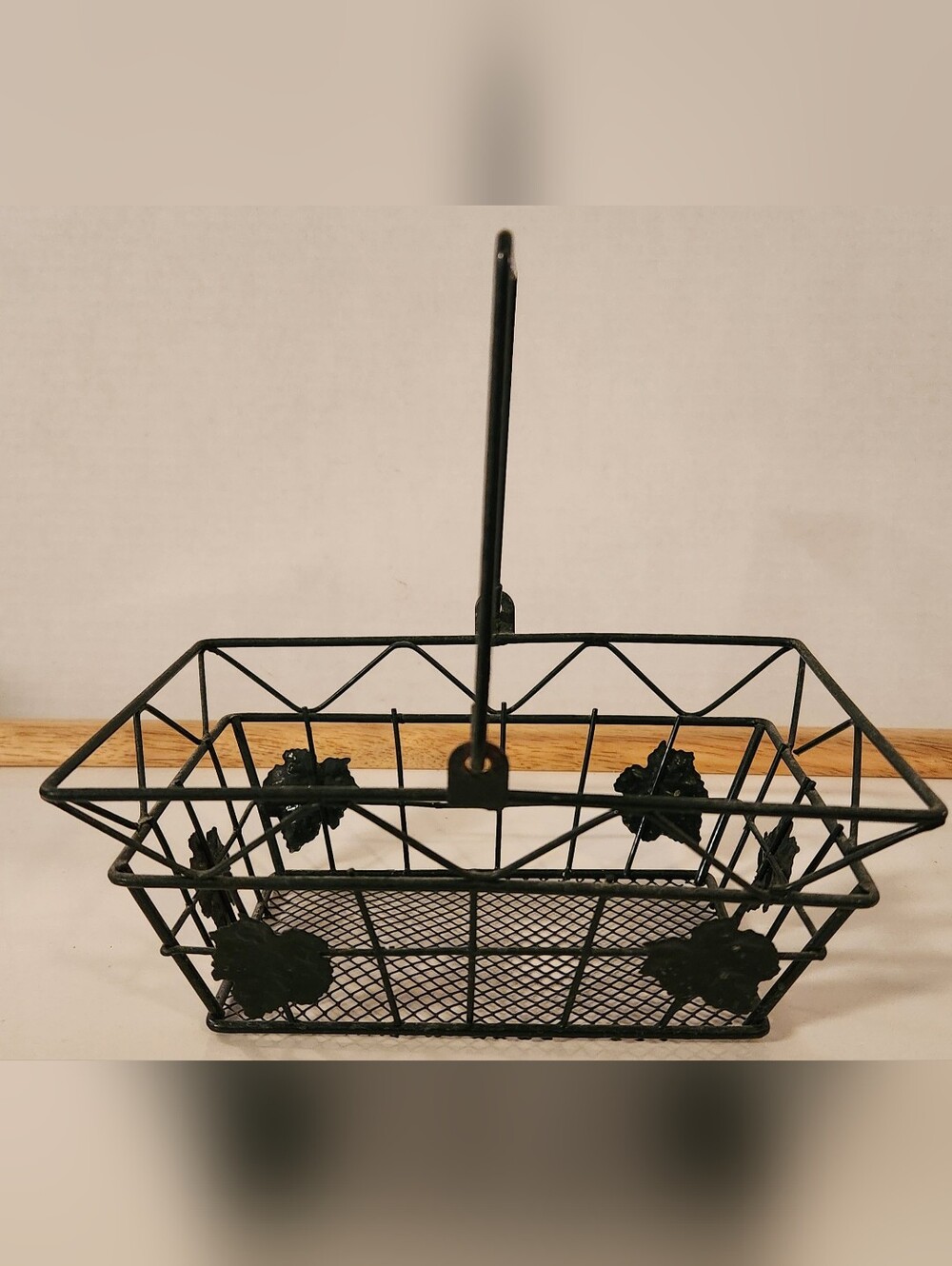 Temp-tations by Tara 1.5 Qt Rectangular / Loaf Pan Wire Basket Replacement